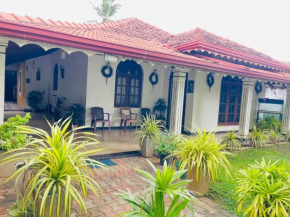 Shalomi's villa & Happy Home